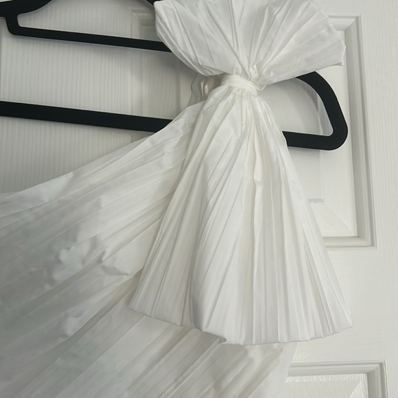 Zara one shoulder top, NWOT - Picture 2 of 4